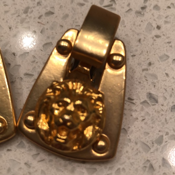 Vintage Gold Lion Designer Inspired Headknocker Earrings - Picture 5 of 6